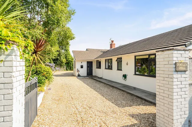 5 bedroom house, Comfort Road, Mylor Bridge, TR11