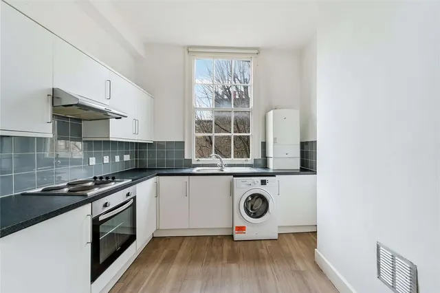Photo 3 — Philpot Street, London, E1 2JH