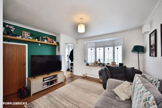 Odiham Drive, Maidstone, ME16, photo 2
