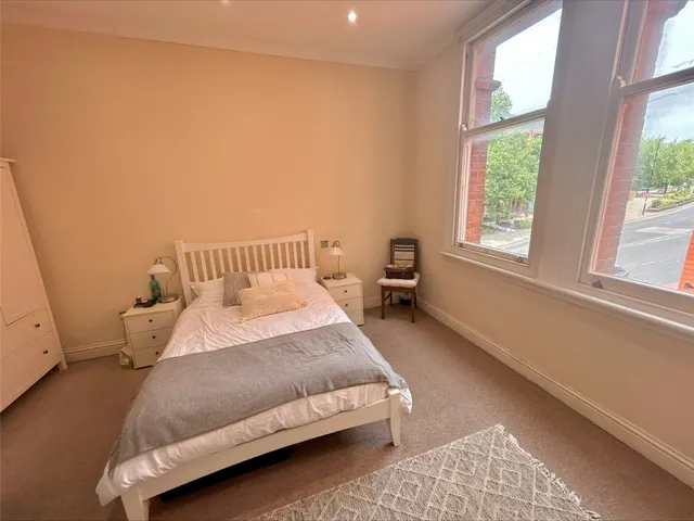 Tweedy Road, Bromley, photo 2