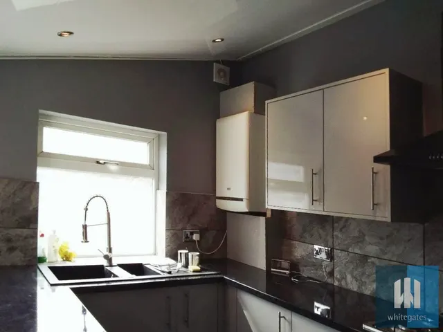 Birkhouse Lane, Moldgreen, HD5, photo 3