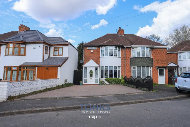 Jarvis Crescent, Oldbury, B69, photo 1