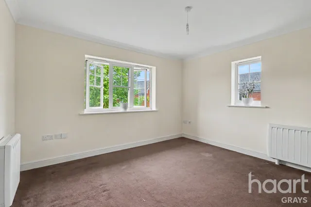 Caspian Way, Purfleet, RM19, photo 3