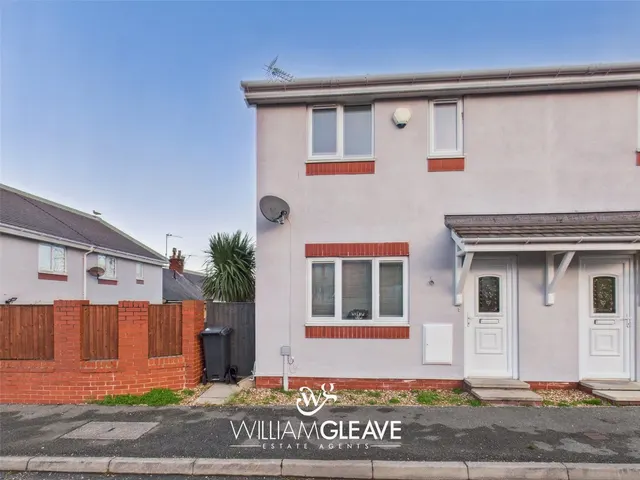 Llanasa Road, Gronant, Flintshire, LL19 9TG, photo 1