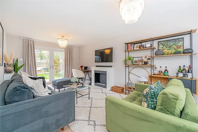 Photo 2 — Broomfield, Sunbury, TW16 6SW