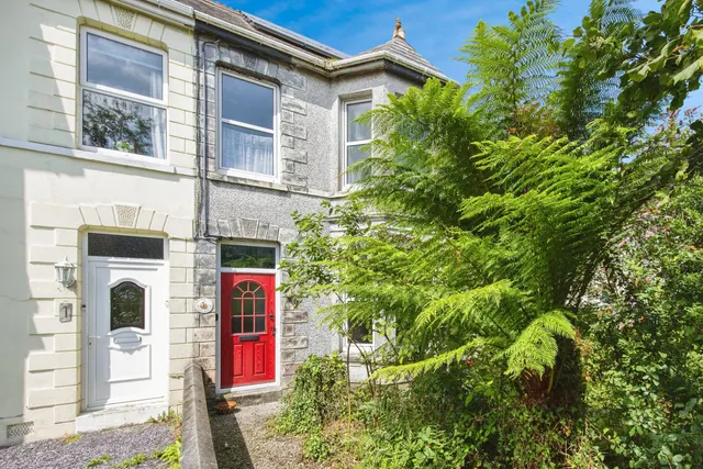 Kings Avenue, St. Austell, photo 1