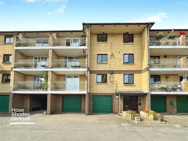 East Mount Road, Shanklin, PO37, photo 1