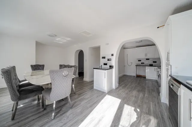 Winchester Road, Ash, GU12, photo 3