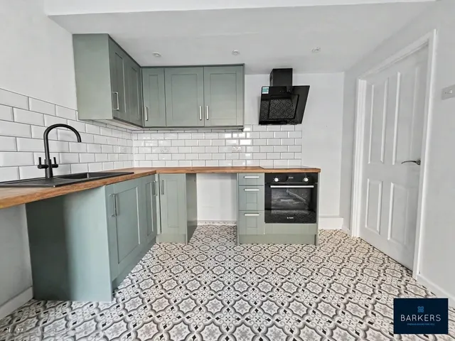 Allen Croft Birkenshaw, Bradford, BD11, photo 3