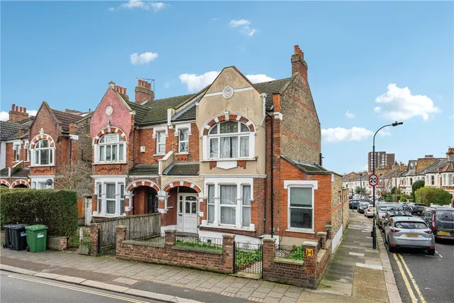 Fulham Palace Road, London, SW6, photo 1