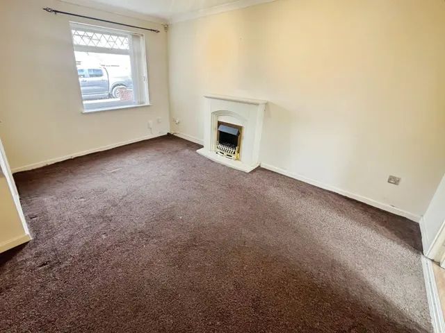 Barley Close, Burton-On-Trent, DE14, photo 3