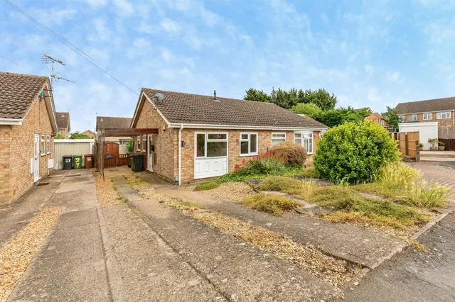 Saxon Rise, Irchester, Wellingborough, photo 1