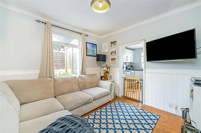 Photo 3 — Hampton Road, Twickenham, TW2 5NG