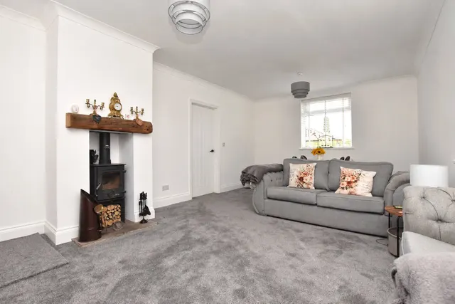Station Road, Scholes, LS15, photo 3