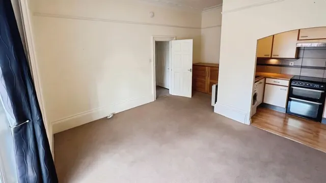 Hansdon Lodge, EX1, photo 2