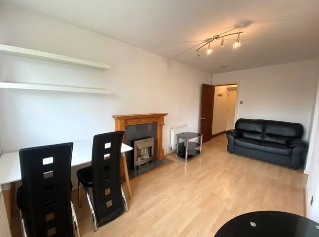 Photo 3 — Brackenwood Mews, Wilmslow