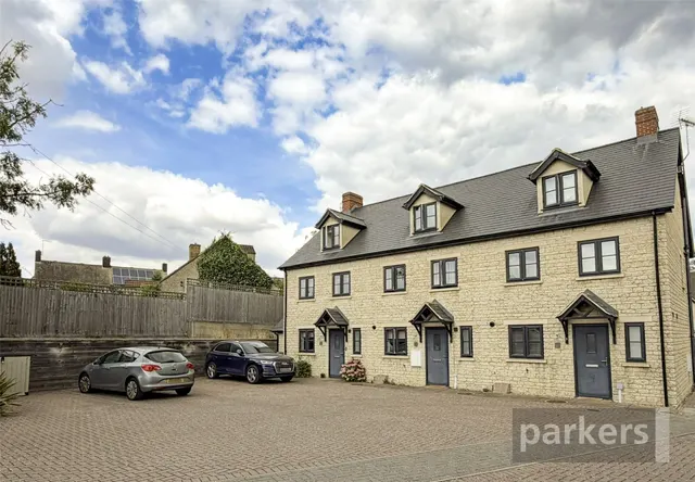 Hailey Road, Witney, OX28, photo 1