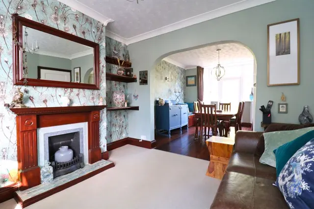 Delves Crescent, Walsall, WS5, photo 3