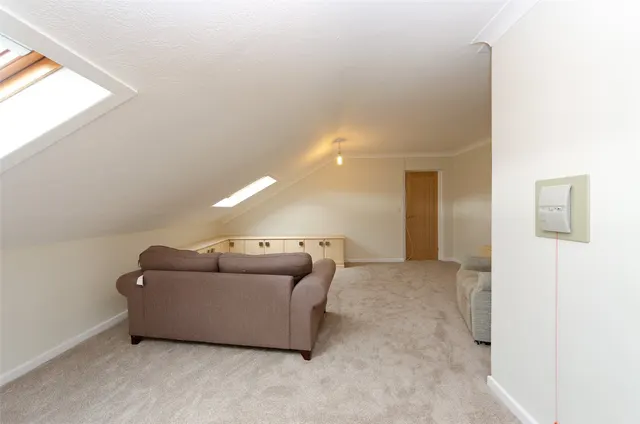 Gloddaeth Avenue, Llandudno, LL30, photo 3