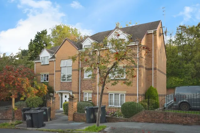 Tadcaster Road, Sheffield, South Yorkshire, S8, photo 1