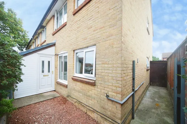 Allington Close, Taunton, TA1, photo 1
