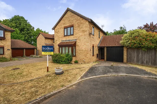 Killams Crescent, Taunton, Somerset, TA1