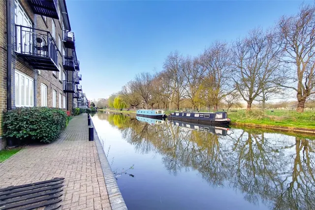 Photo 3 — Empire Wharf, 235 Old Ford Road, London, E3
