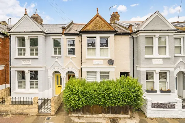 Strathville Road, SW18, photo 1