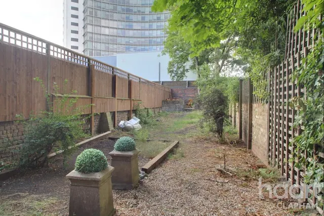 Lillie Road, London, SW6, photo 3