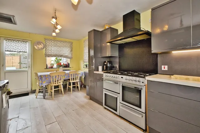 Kennion Road, Wells, BA5, photo 3