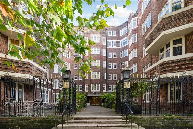 2 bedroom flat, Judd Street, London