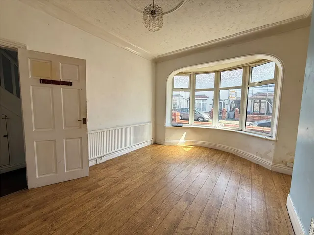 Airedale Avenue, Blackpool, FY3, photo 2