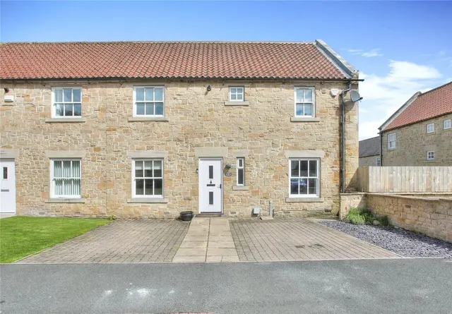 Dukes Meadow, Backworth, NE27, photo 1