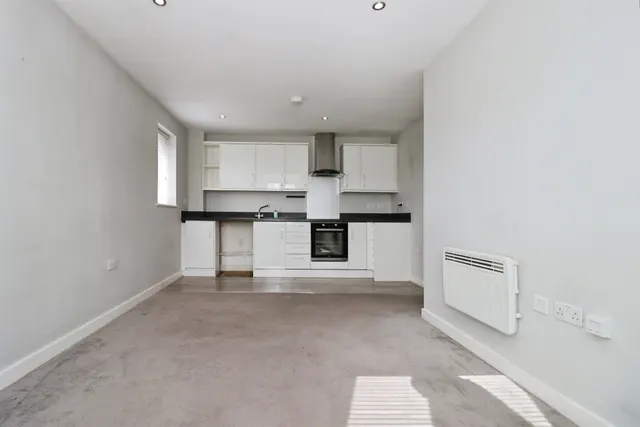 Norton Farm Road, Bristol, BS10, photo 3
