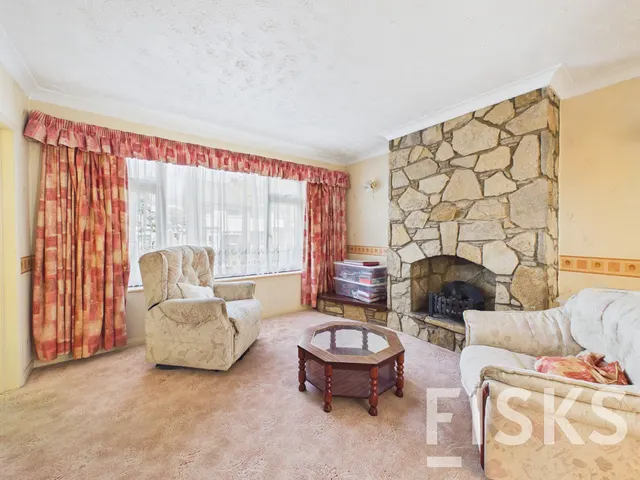 Moreland Avenue, Benfleet, SS7, photo 3
