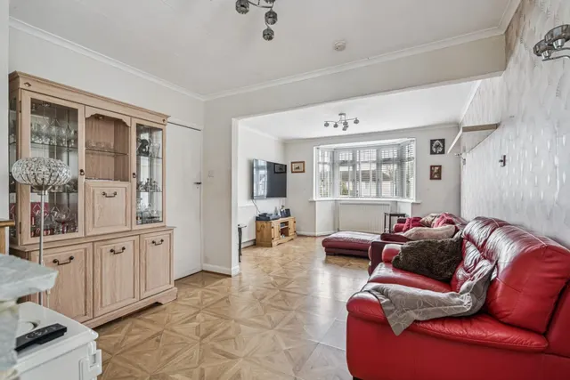 Mill Way, Bushey, WD23, photo 2