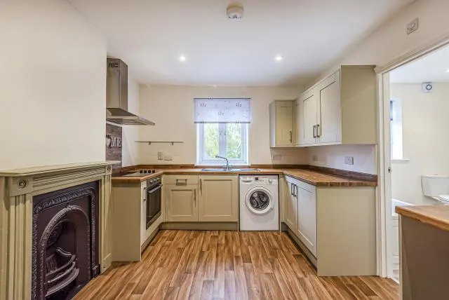 2 bedroom flat, Godstow Road, Wolvercote, OX2