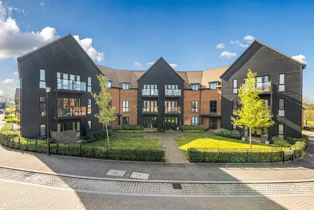 Barnsletts, Rotherfield Greys, RG9, photo 2