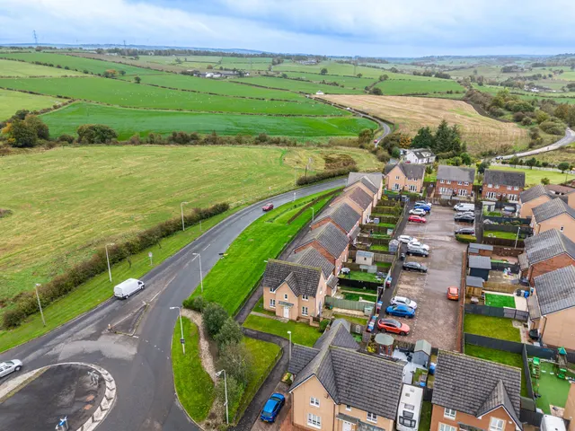 Cot Castle View West, Stonehouse, ML9, photo 2