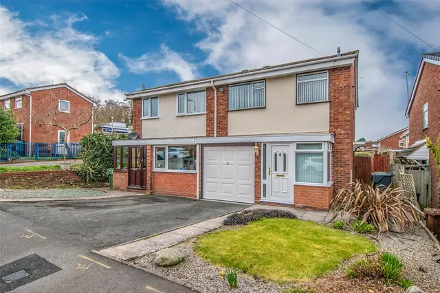 Swift Close, Bromsgrove, Worcestershire, B61 7BS, photo 1