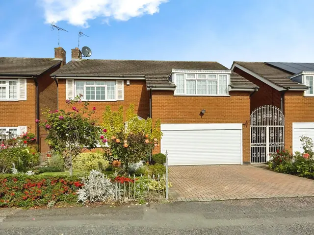 Rectory Gardens, Leicester, LE2, photo 1