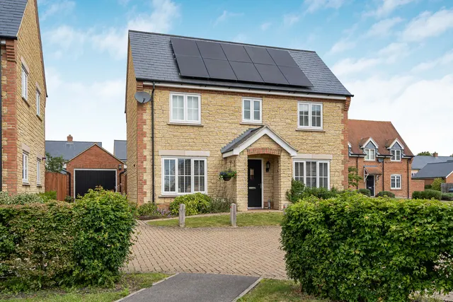 Marsh Road, Ambrosden, photo 1