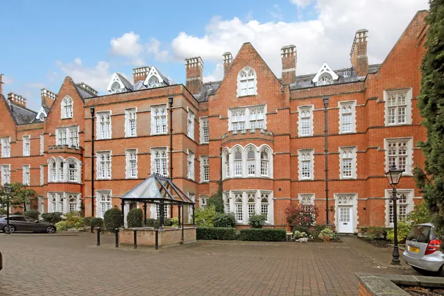 Virginia Water, Surrey, GU25 4SY, photo 1