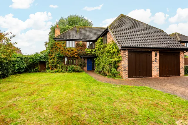 Green Acres Close, Whitchurch, HP22, photo 1
