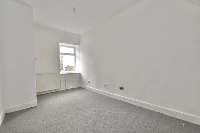 Photo 2 — 40 Ritchie Street, West Kilbride, KA23 9HF