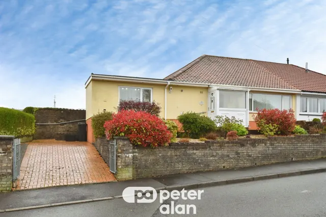 St. Tydfils Avenue, Merthyr Tydfil, CF47, photo 1