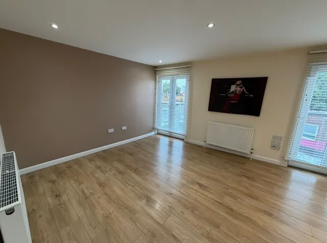 Photo 2 — Valentino Place, Ongar Road