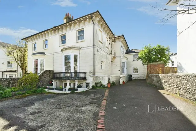 Buckingham Place, Brighton, BN1, photo 1