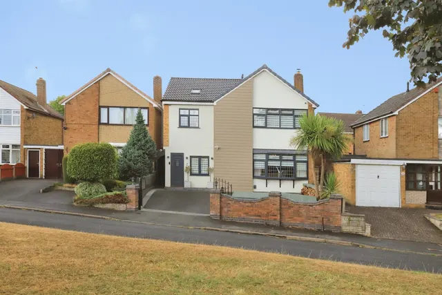 Winnall Close, Bilston, WV14, photo 1