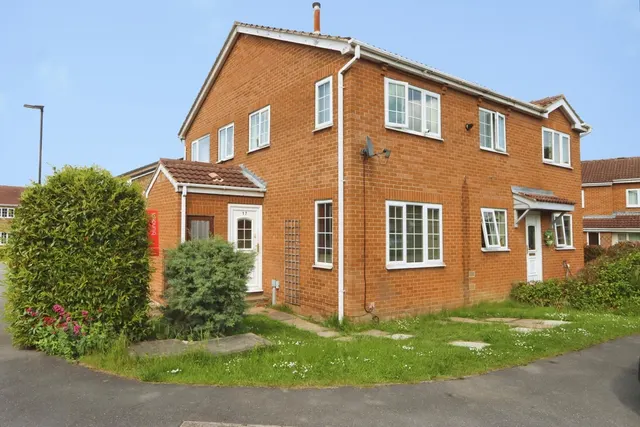 Hartland Drive, Sothall, Sheffield, S20, photo 1